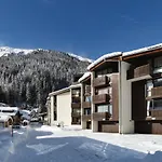 Daire De Lognan- Les Jorasses 27 - Happy Chamonix
